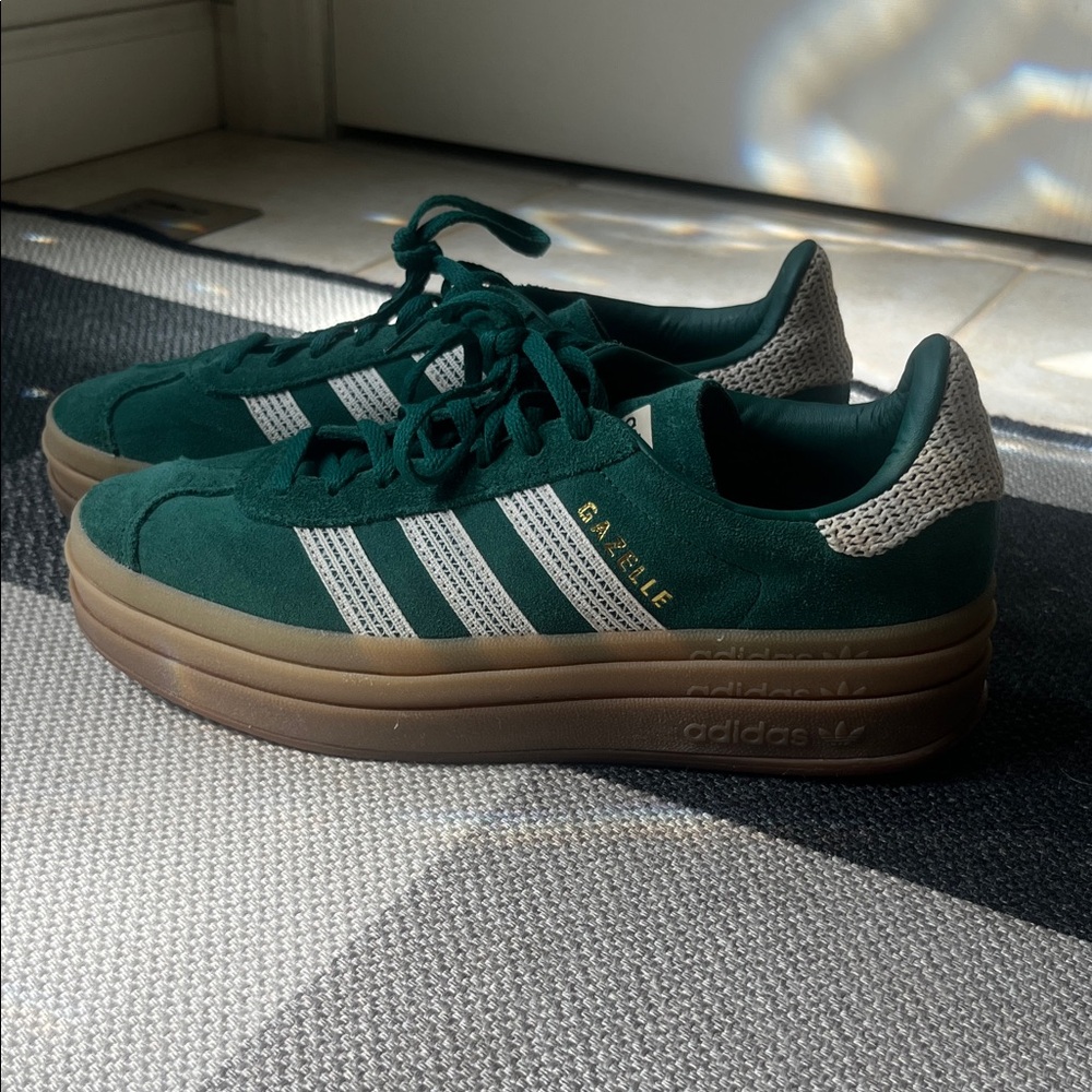 Adidas Gazelle Forest Green Sneakers NWOT